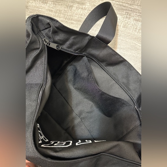 Victorias Secret Weekender "Love Pink" Tote Bag - Picture 8 of 8